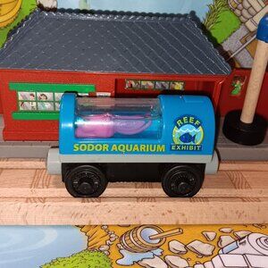 Thomas Wooden Railway Train Engine Track Light Up Aquarium Car Squid